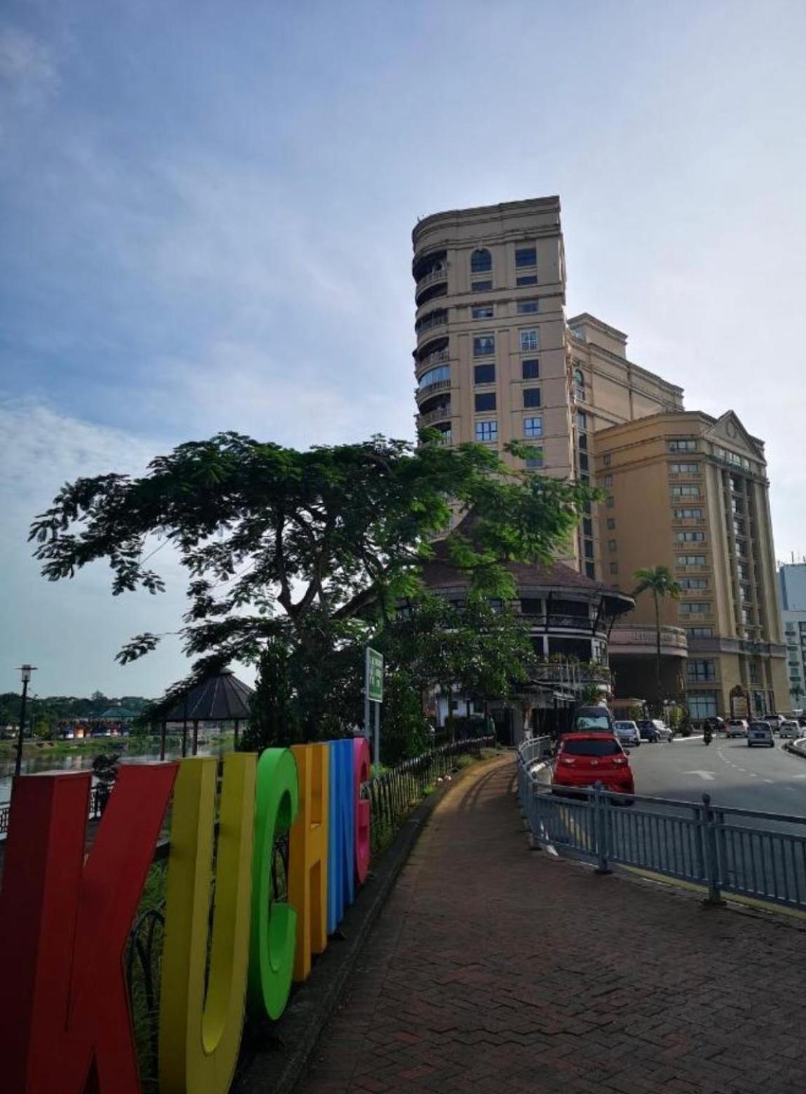Riverview Home @Waterfront Kch Kuching Buitenkant foto